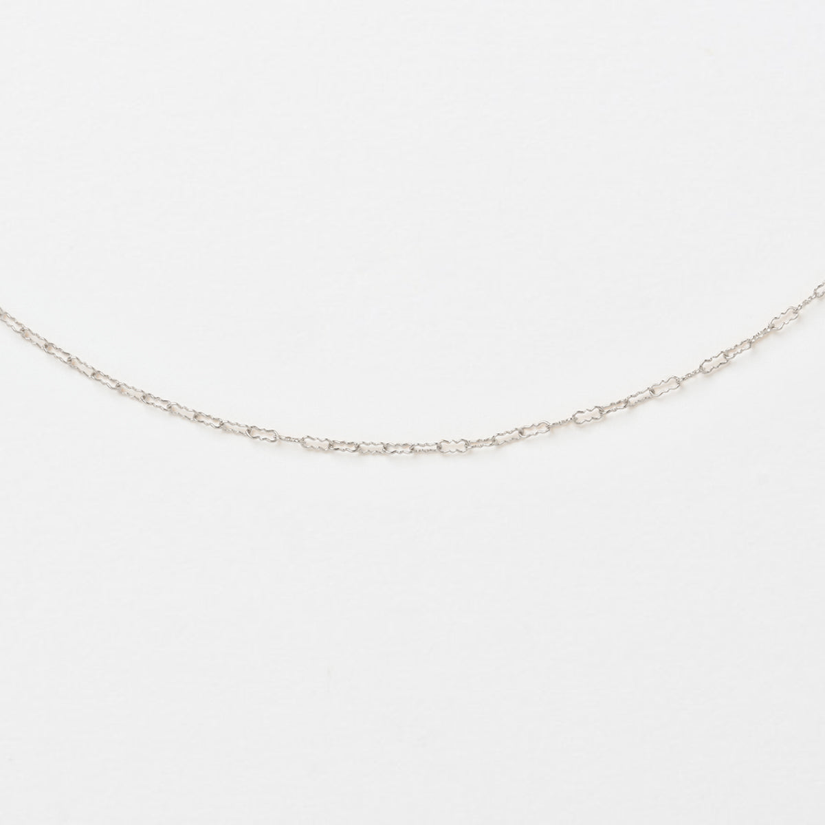 Curve Necklace