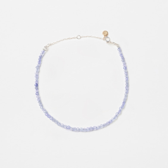 Iolite B.